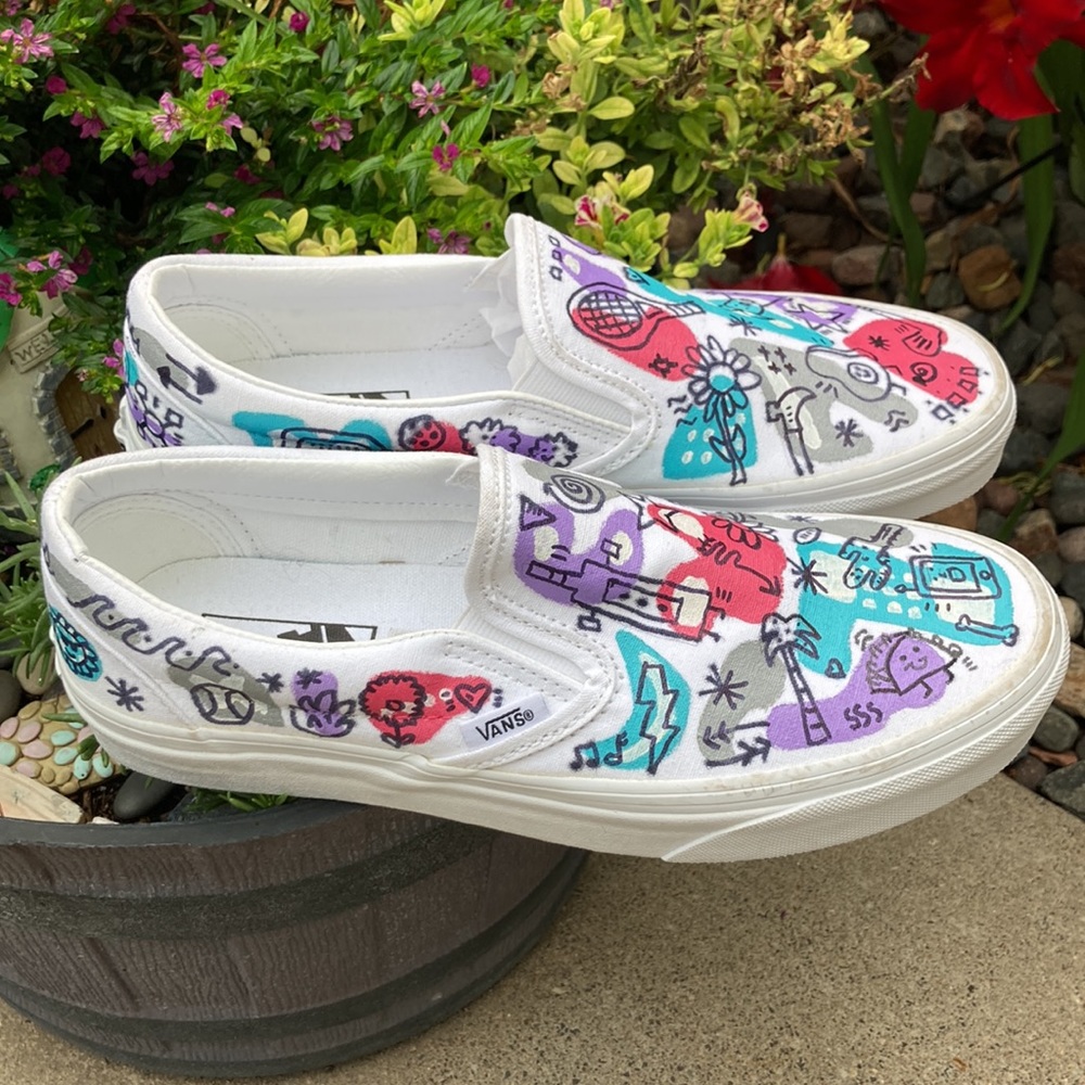 💙Vans Canvas Hand painted Christmas Edition Slip On Shoes - Picture 3 of 16